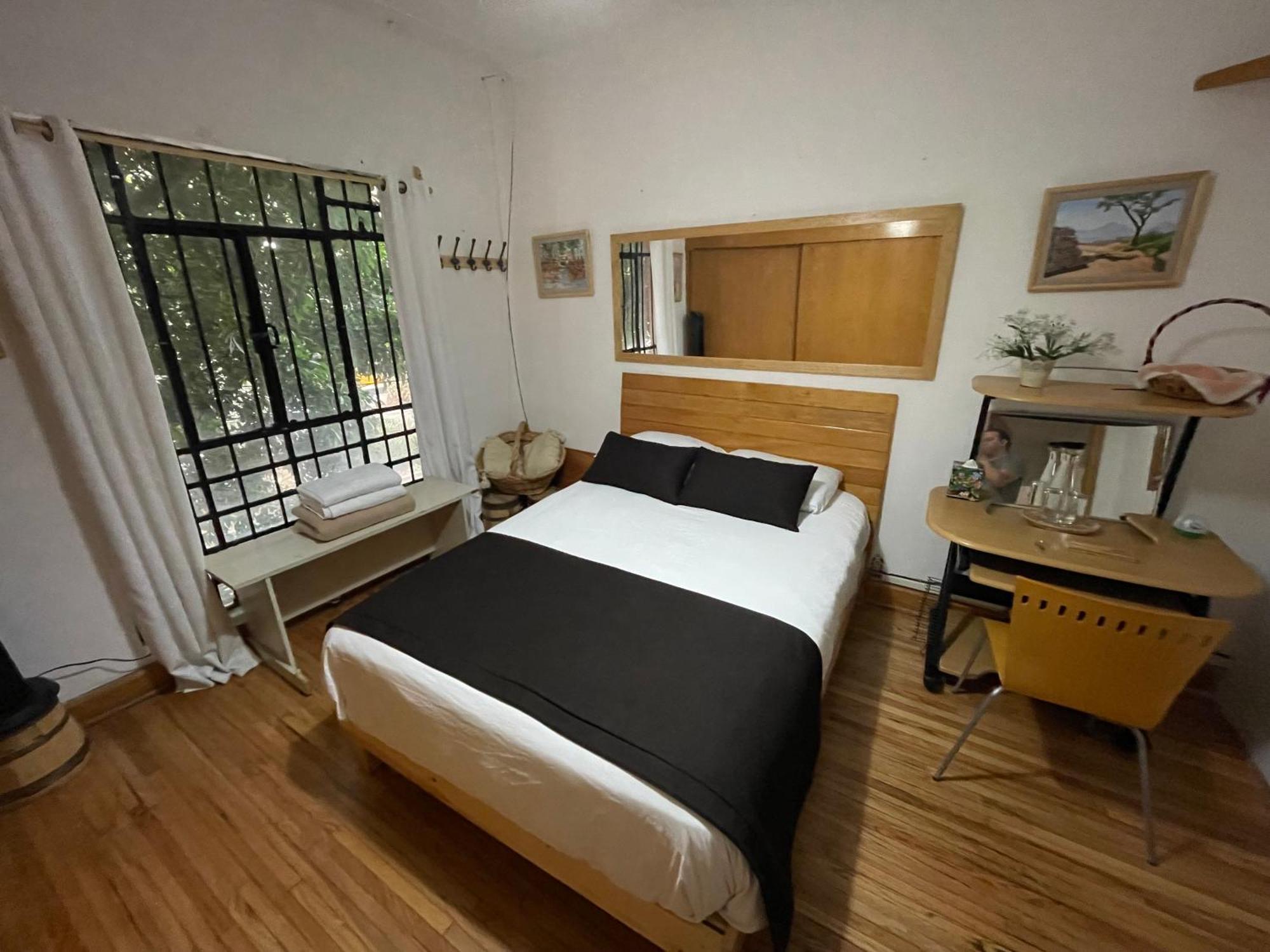 Hostal Roma Condesa Mexiko-Stadt Zimmer foto